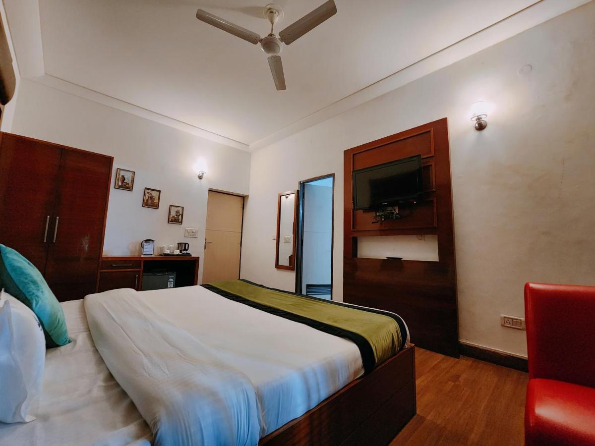 Hotel Bliss Kasauli Exterior foto