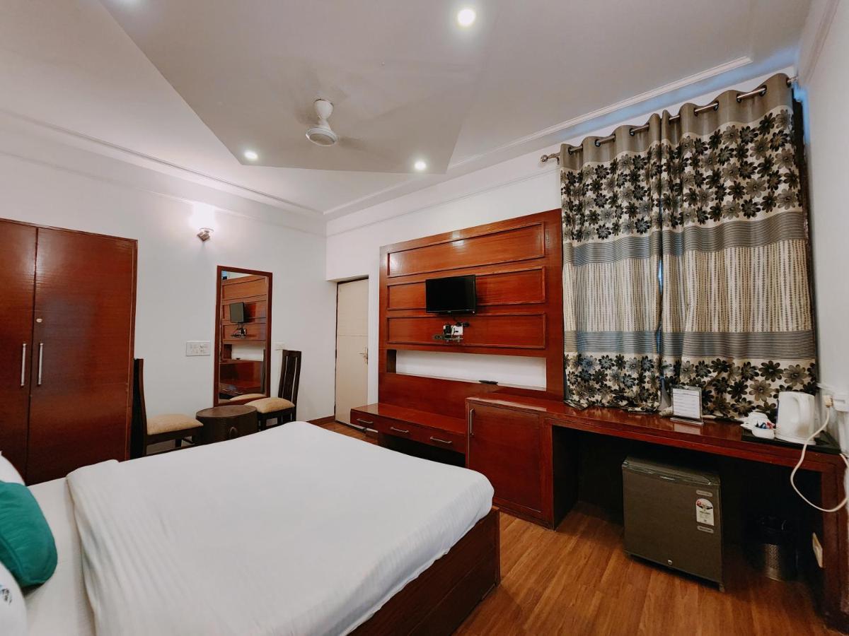 Hotel Bliss Kasauli Exterior foto