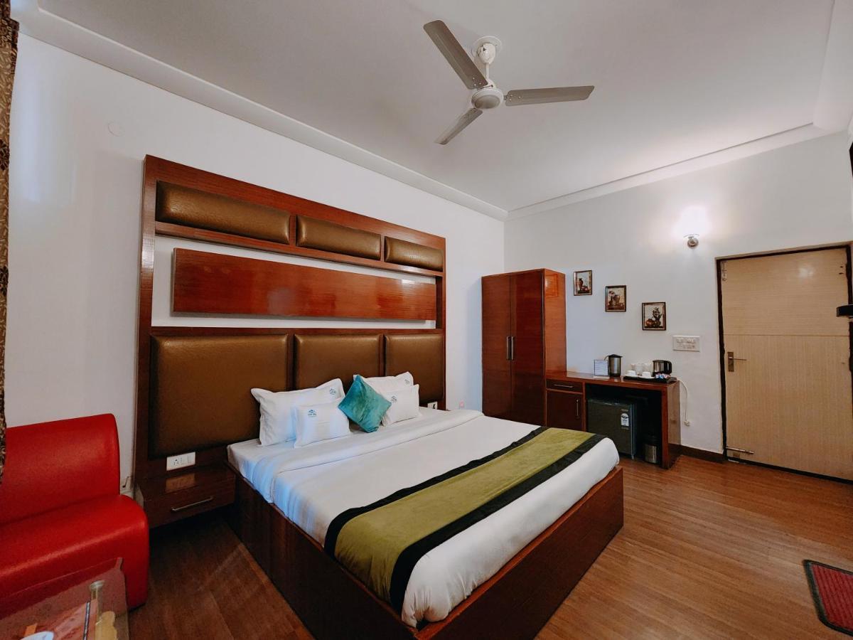 Hotel Bliss Kasauli Exterior foto